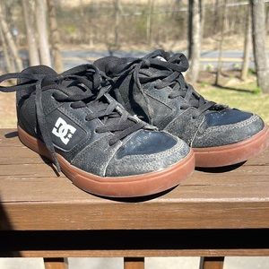 D C shoes